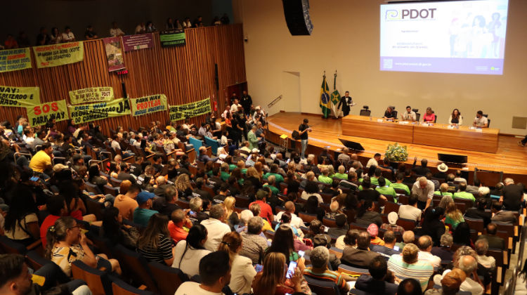 Capa da notícia: Consolidação das propostas do PDOT reúne mais de 500 participantes